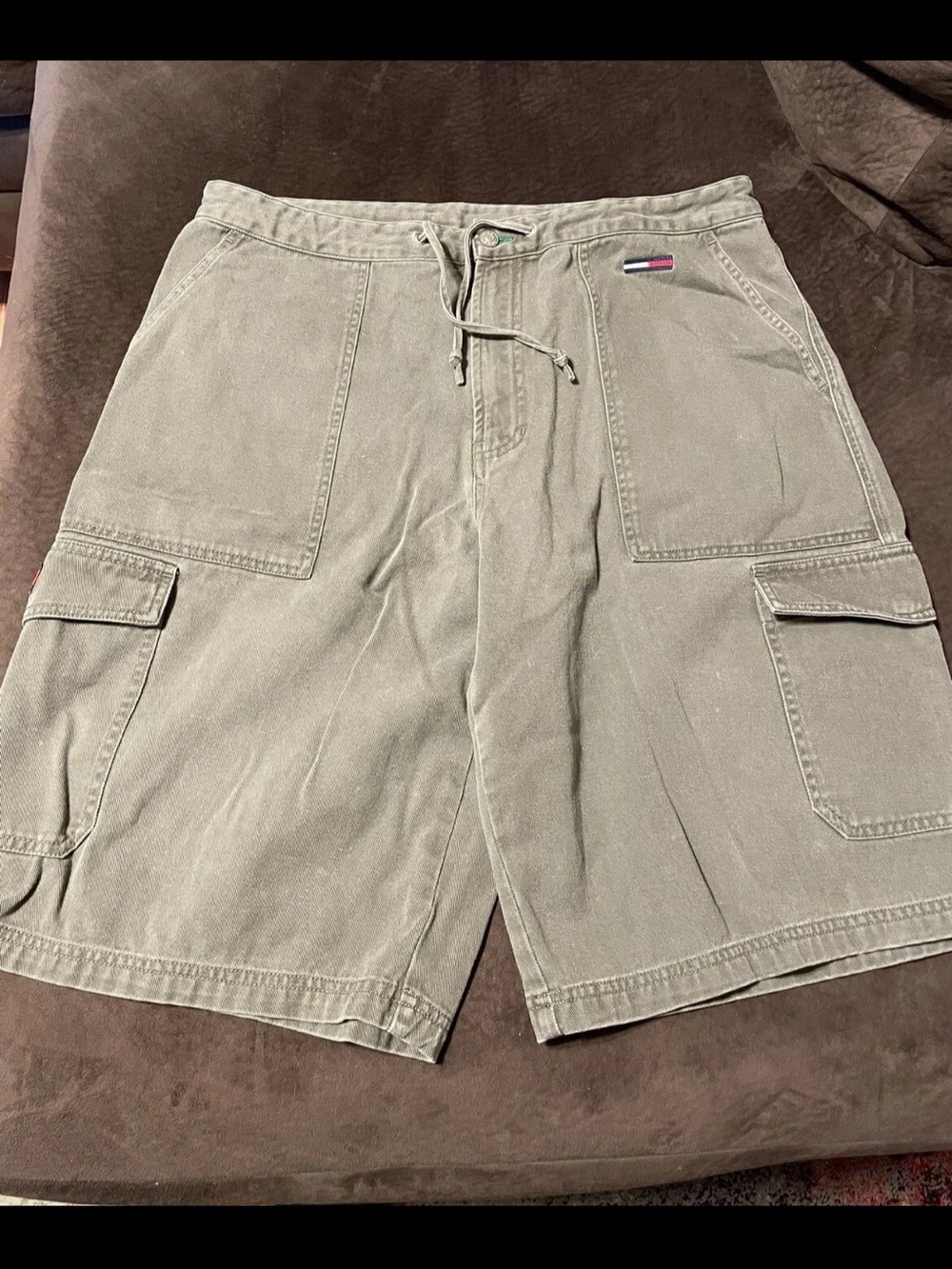 Tommy Hilfiger Men's Olive Cargo Shorts with Drawstring Waist
